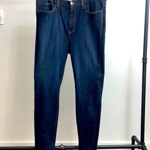 Judy Blue Dark Wash Skinny Jeans